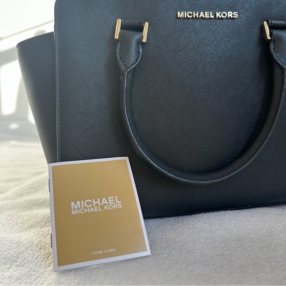 Michael Kors Selma Medium Top Zip Black Saffiano Leather Satchel Bag - Picture 11 of 16